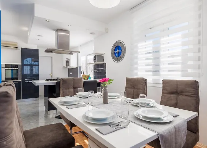 Touch Of Happiness Viskovo